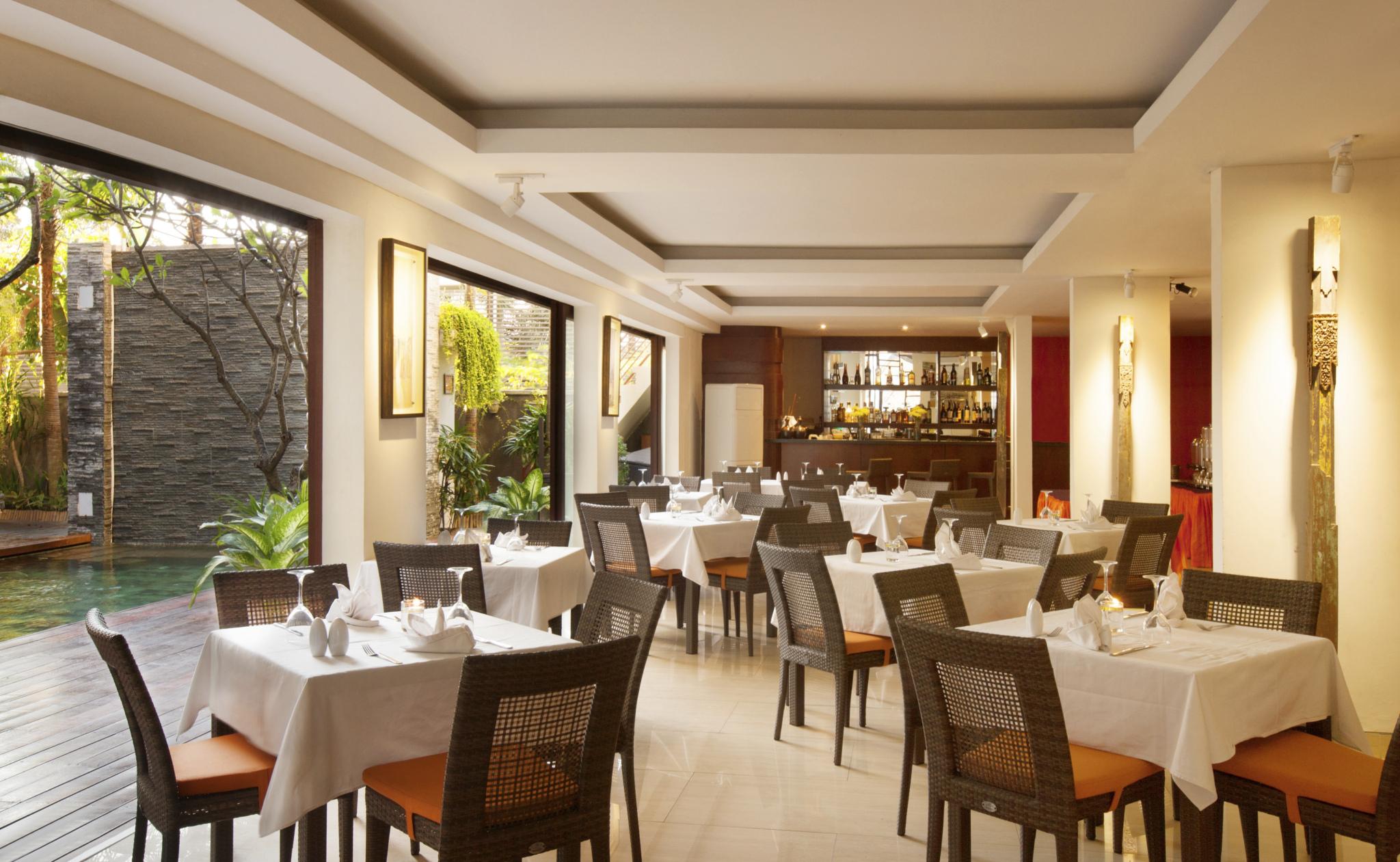 D'Primahotel Seminyak Esterno foto