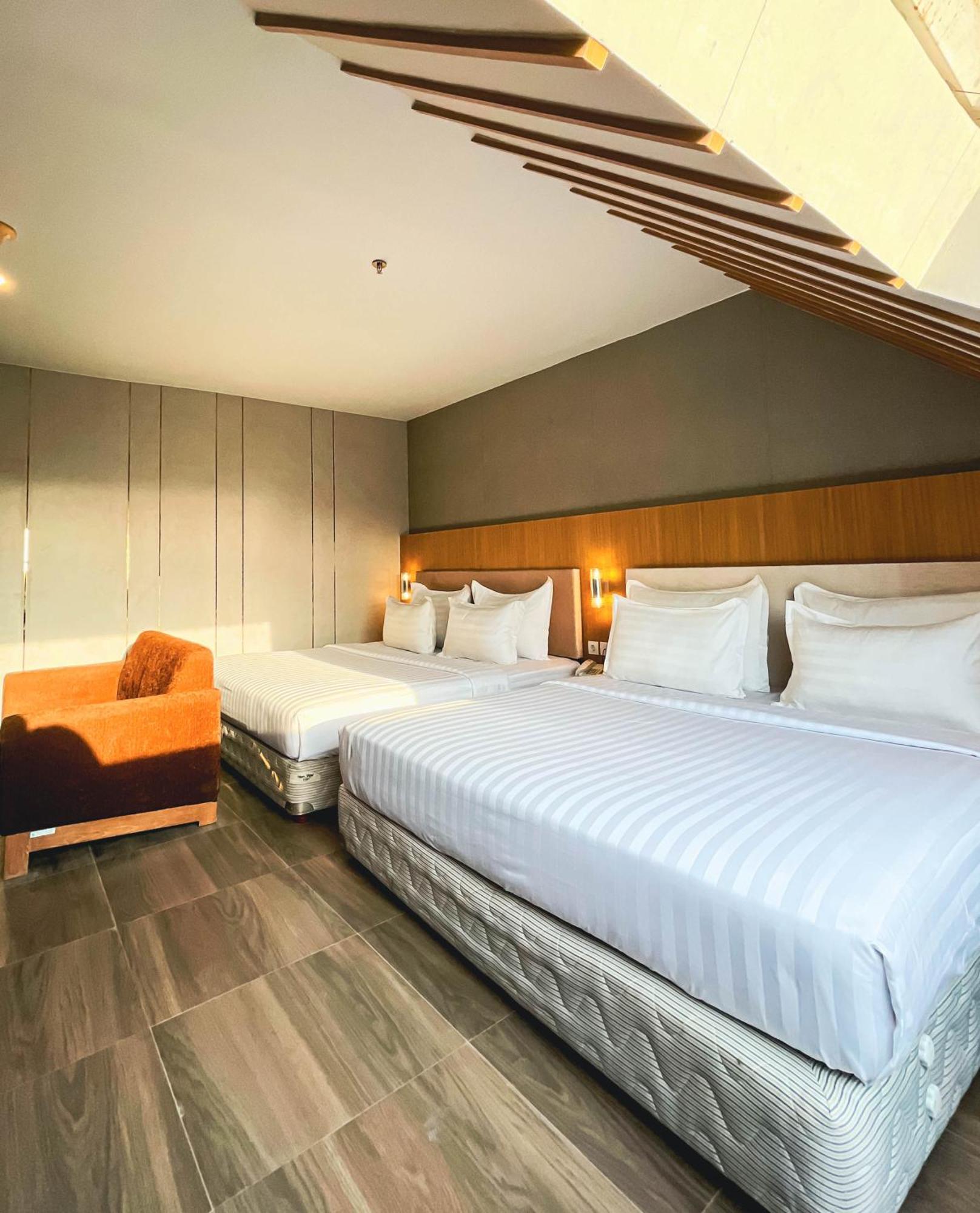 D'Primahotel Seminyak Esterno foto