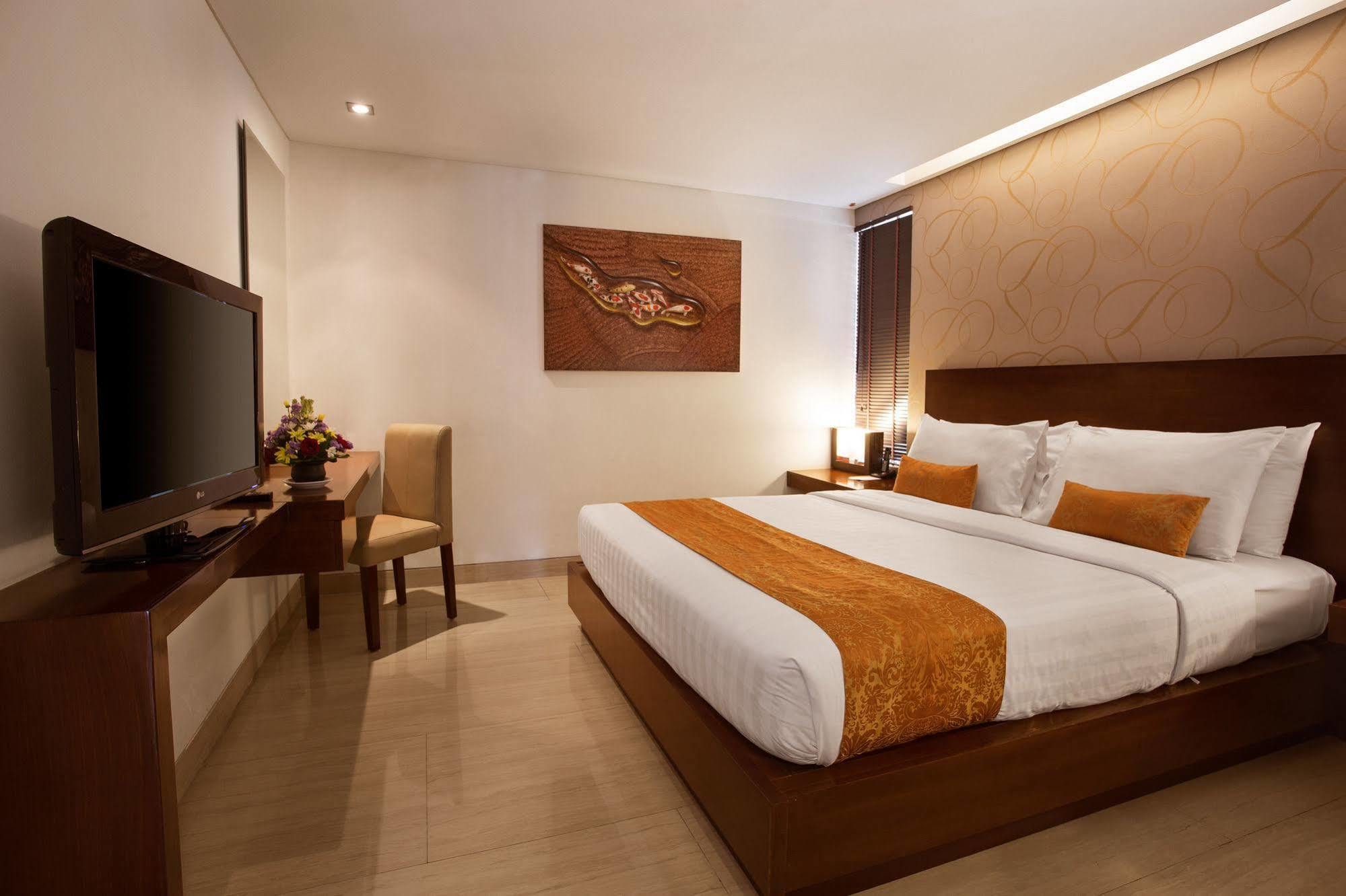 D'Primahotel Seminyak Esterno foto